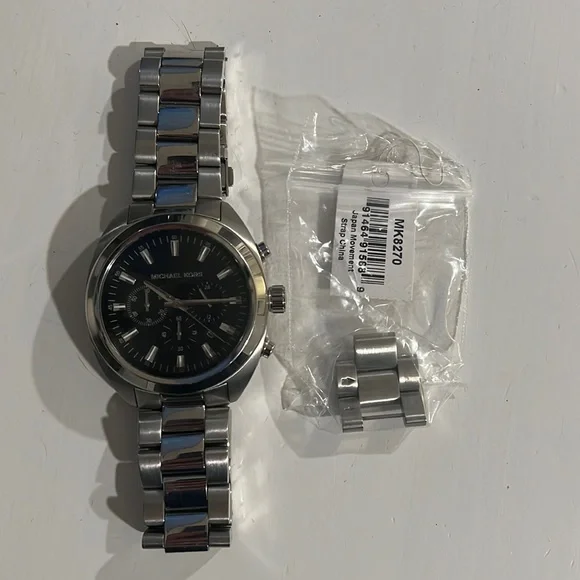 Michael Kors watch. Barely worn MICHAEL Michael Kors | Accessories | Barely Worn Michael  main image 4